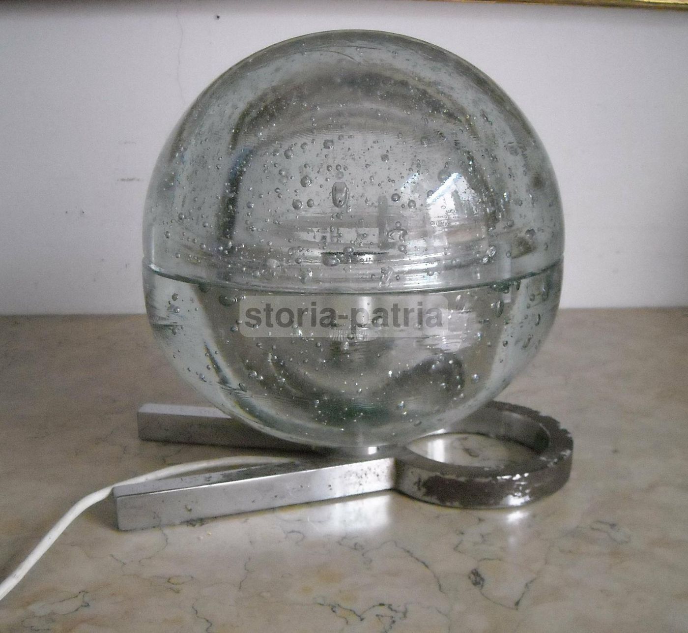 Lampada A Sfera In Vetro Massiccio Anni '70 Cromata Modernariato