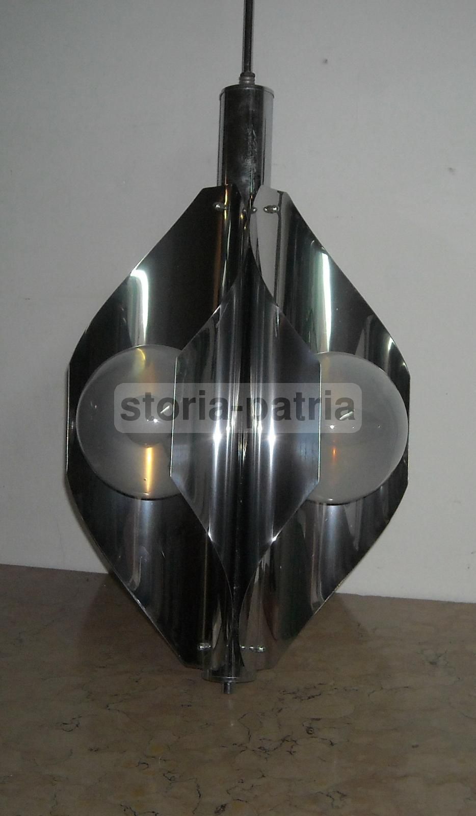 Lampadario Vintage Anni 70 In Metallo Cromato A Quattro Luci Con Globi In Vetro
