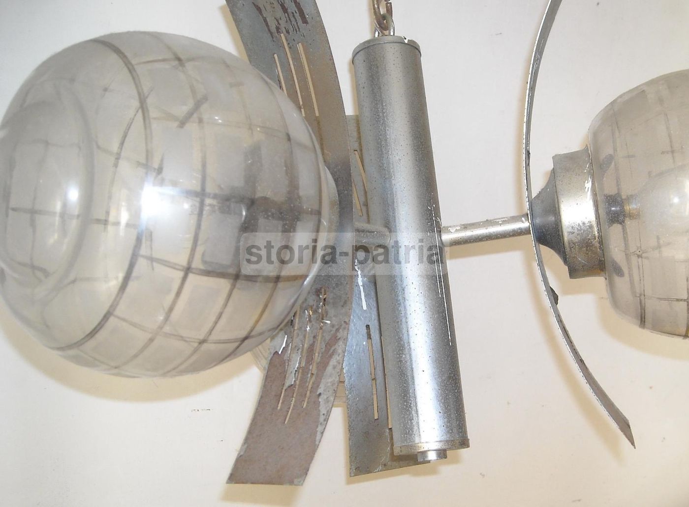 Lampadario Vintage Cromato Tre Luci Vetro Anni '70 Modernariato