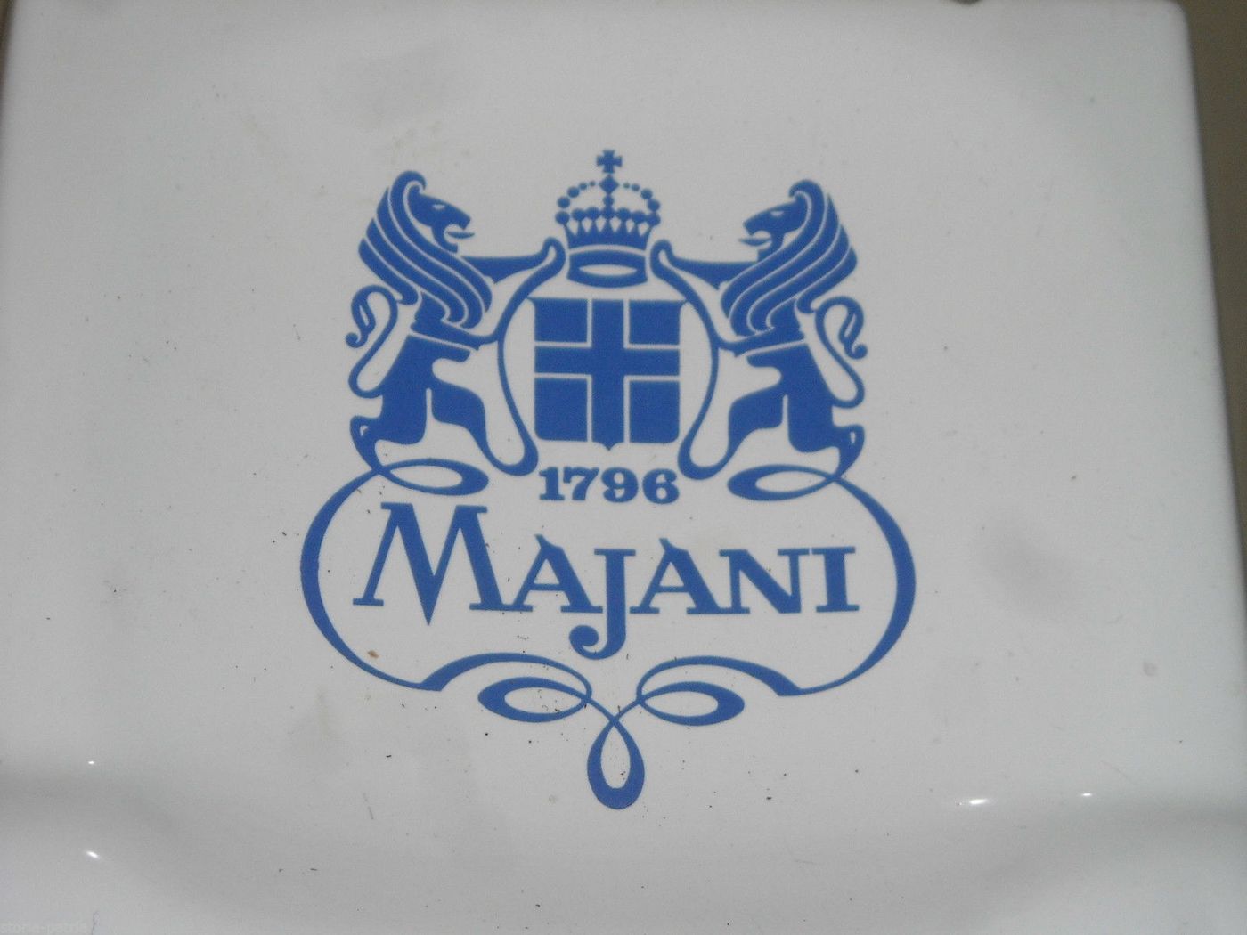 Soprammobile Pubblicitario Majani In Ceramica Araldica