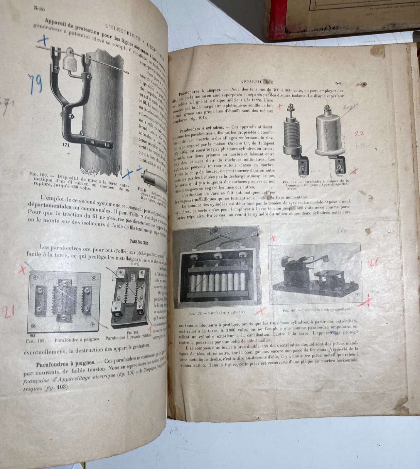 Elettricità, Elettrotecnica E L'Esposizione Di Parigi 1900: Tre Volumi Illustrati