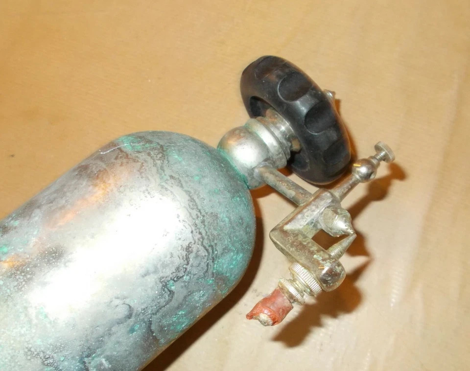 Tecnica, Medicina, Aerosol: Vecchio Nebulizzatore Elettrico Da Collezione d'Epoca