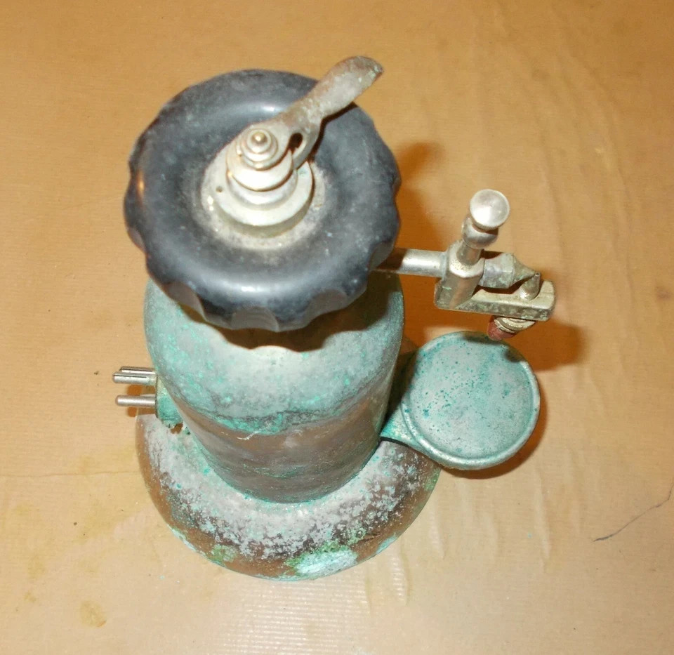Tecnica, Medicina, Aerosol: Vecchio Nebulizzatore Elettrico Da Collezione d'Epoca