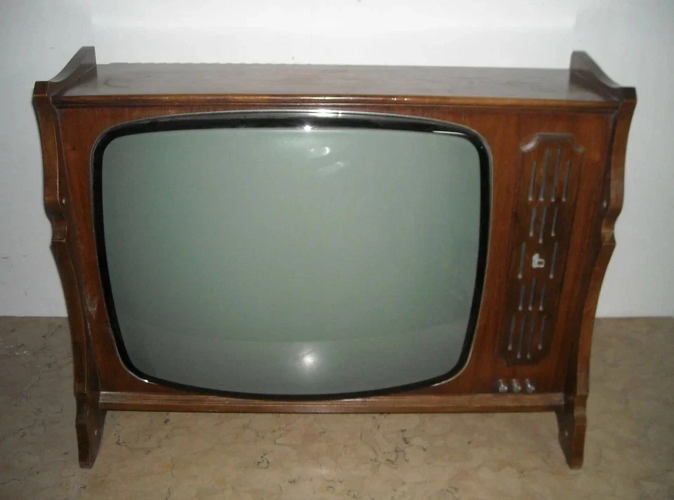 Modern Design and Electronics: Vintage Tedas Todi Television, Apollo Model