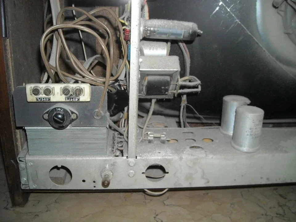 Modern Design and Electronics: Vintage Tedas Todi Television, Apollo Model