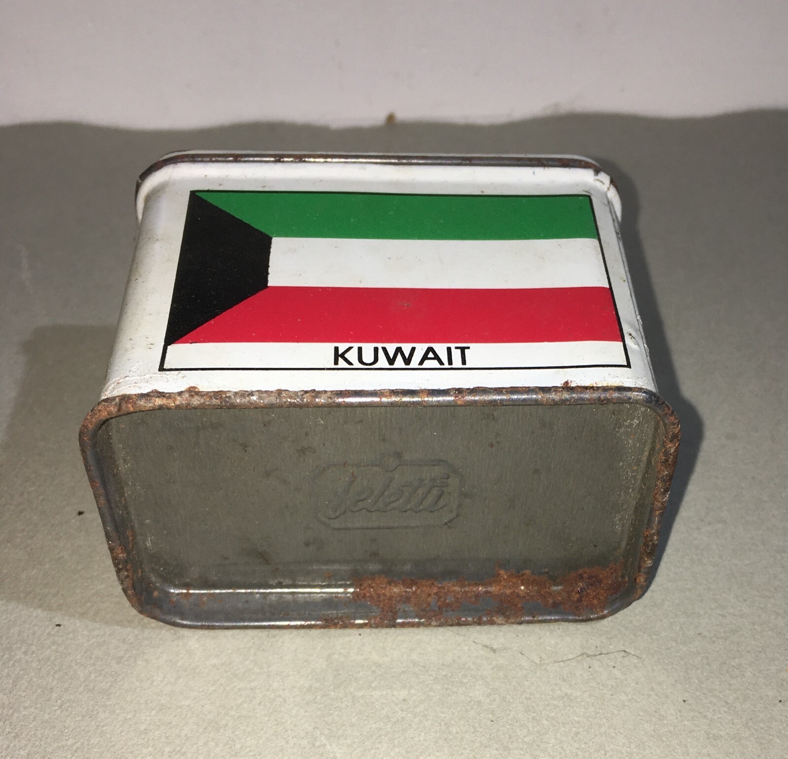 Scatola Di Latta Pubblicitaria Mundial 1982 Kuwait Feletti