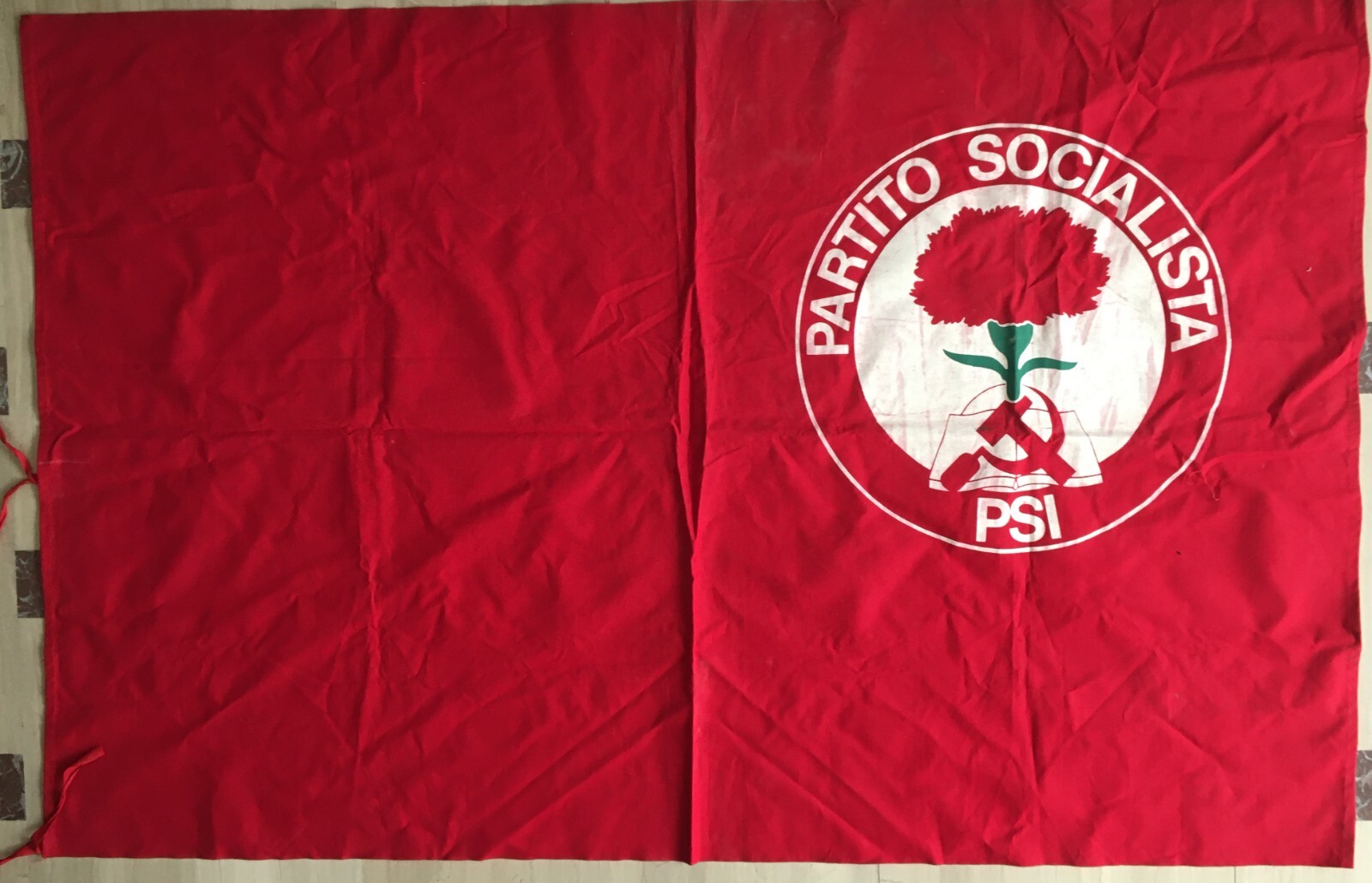 Partito Socialista Italiano (PSI). Grande Bandiera Rossa d'Epoca