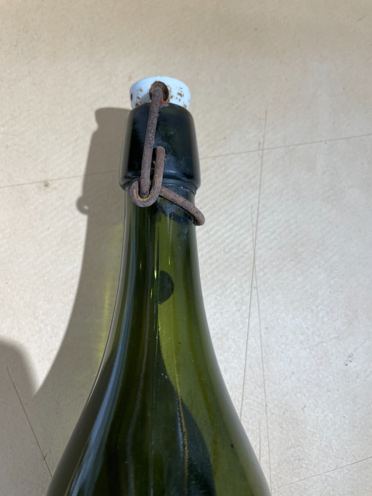 Bottiglia Pubblicitaria Birra Peroni In Vetro Verde Con Tappo In Porcellana, Roma Bari
