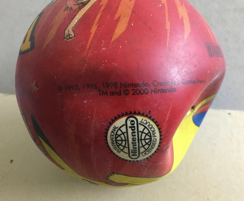 Giochi: Pallone Pubblicitario Con Illustrazioni Pokemon, Nintendo