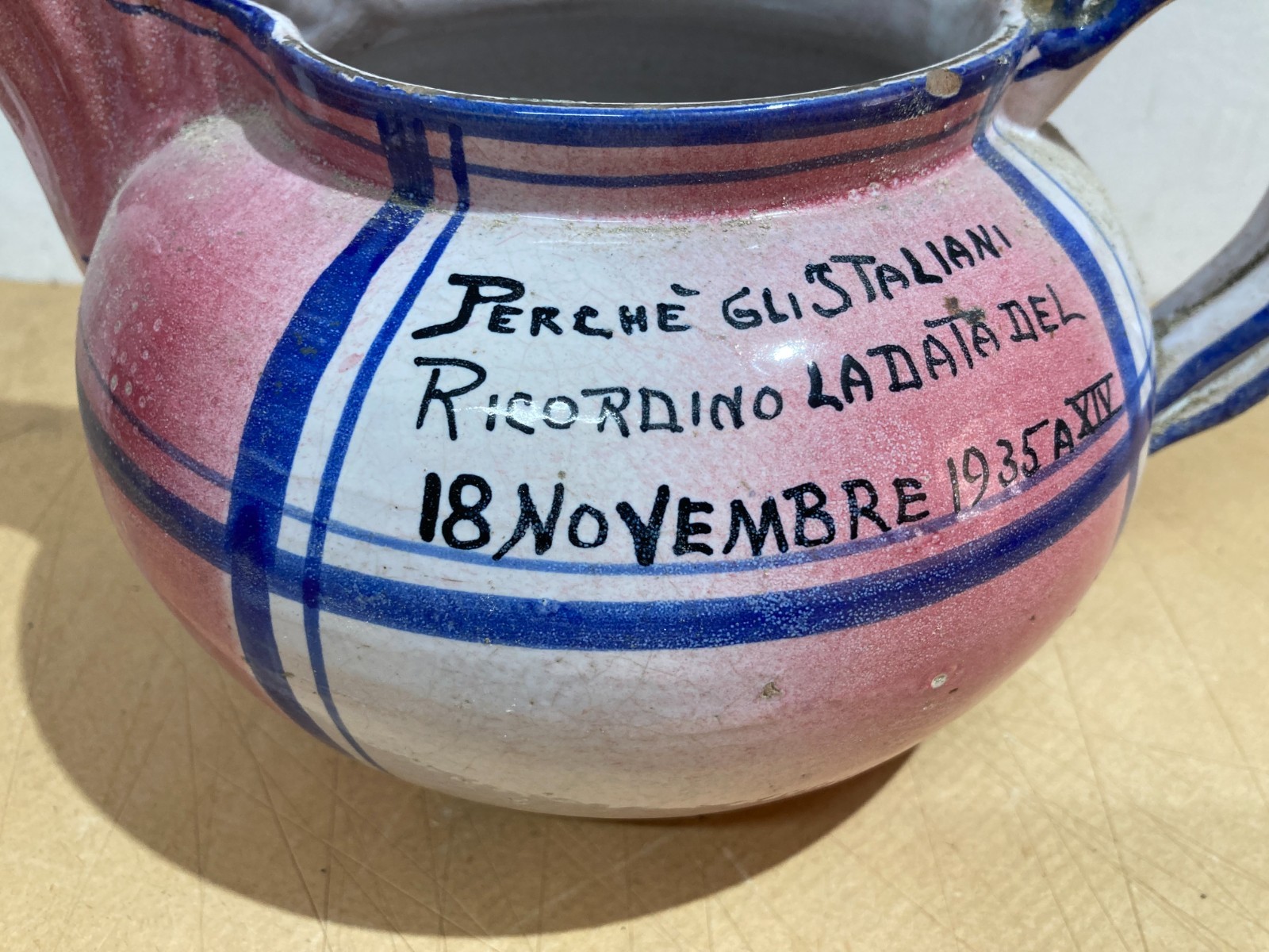 Brocca Commemorativa In Ceramica 18 Novembre 1935   Sanzioni Etiopia