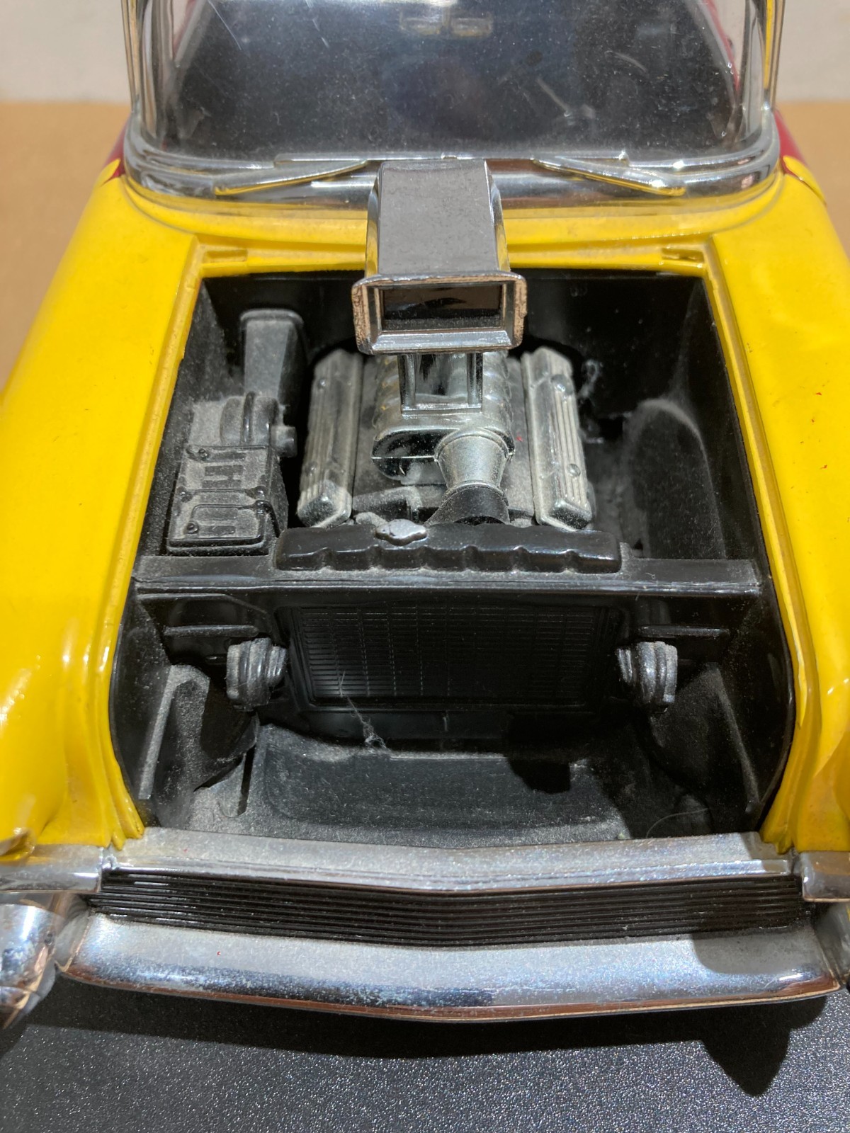 Soprammobile Pubblicitario, Automobilina Johnny Bravo   Ertl   Chevrolet Bel Air