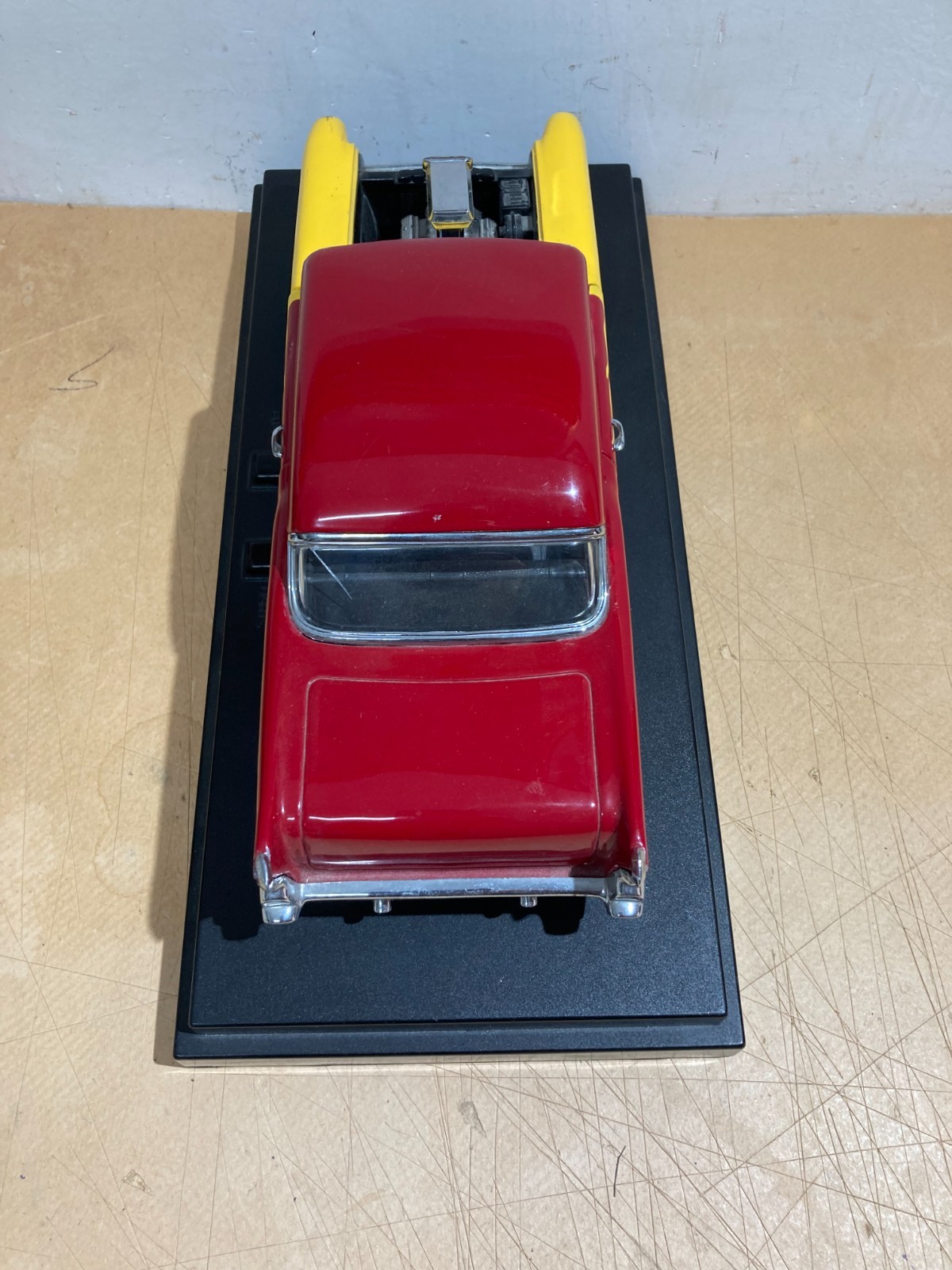 Soprammobile Pubblicitario, Automobilina Johnny Bravo   Ertl   Chevrolet Bel Air
