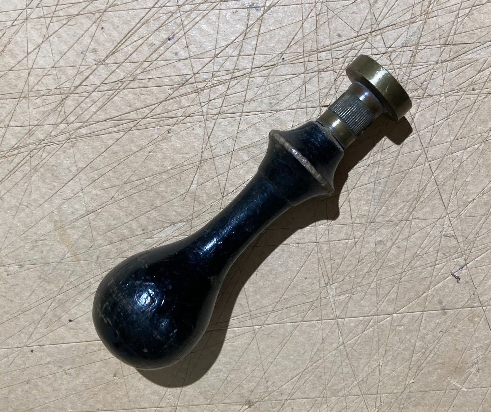 Antico Timbro Con Monogramma Araldico AC In Legno E Ottone