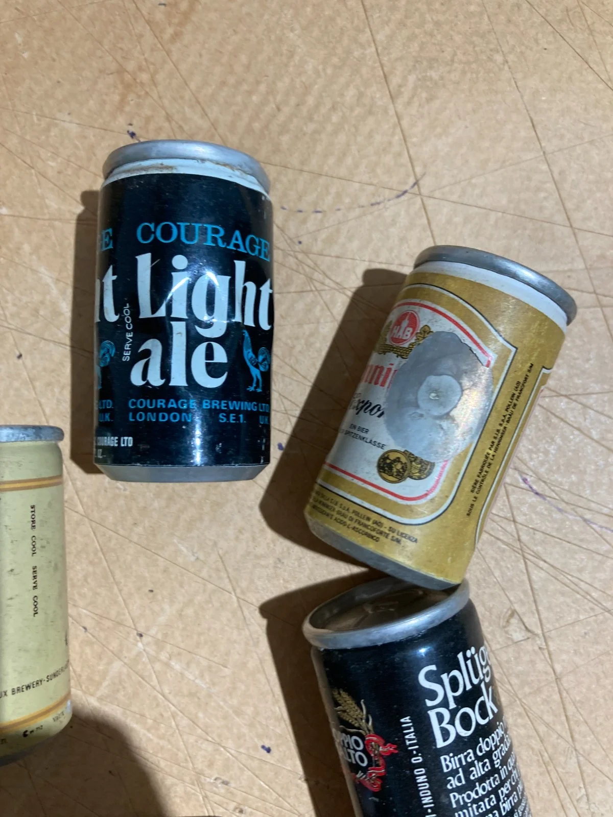 Beer Collecting: Advertising Beer Tins
