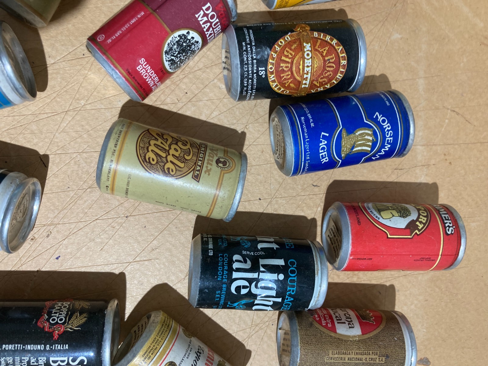 Collezionismo Birrario: Barattolini Pubblicitari Birra