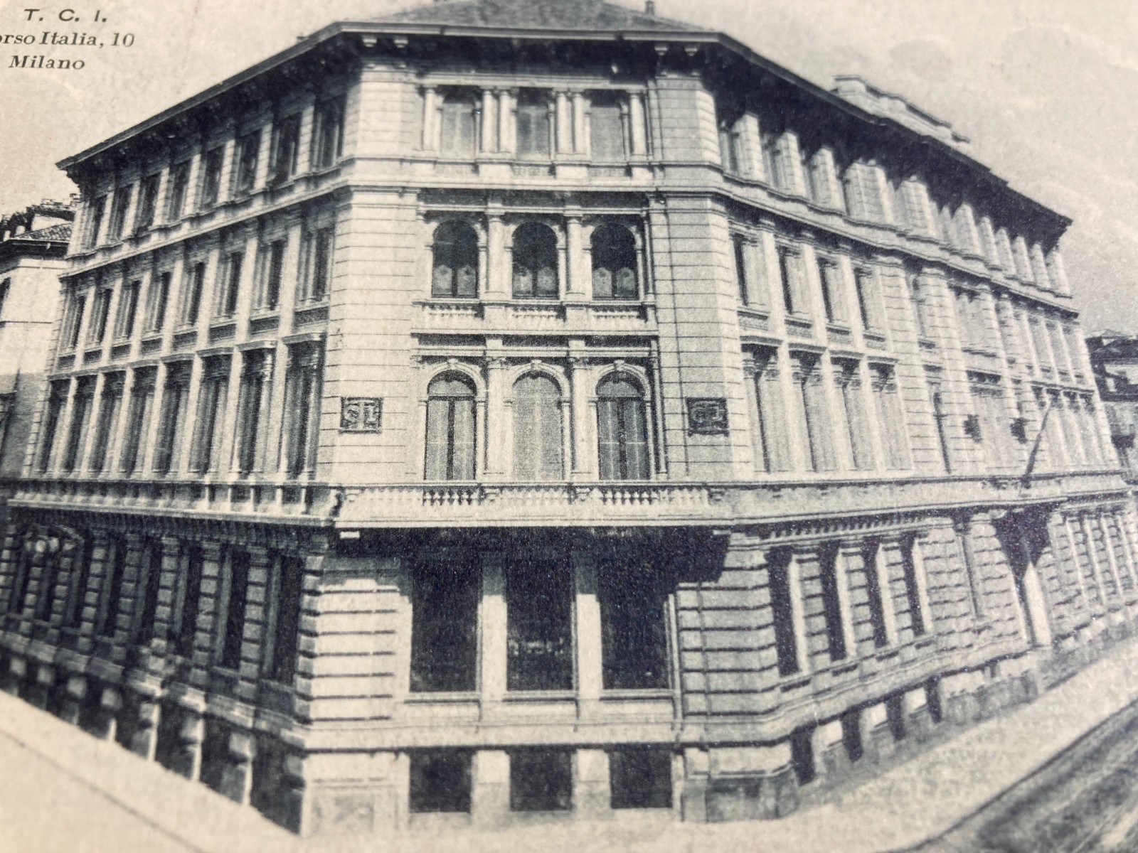 Milano   Antica Veduta Architettonica   Palazzo Del T.C.I.   Cartolina Da Collezione