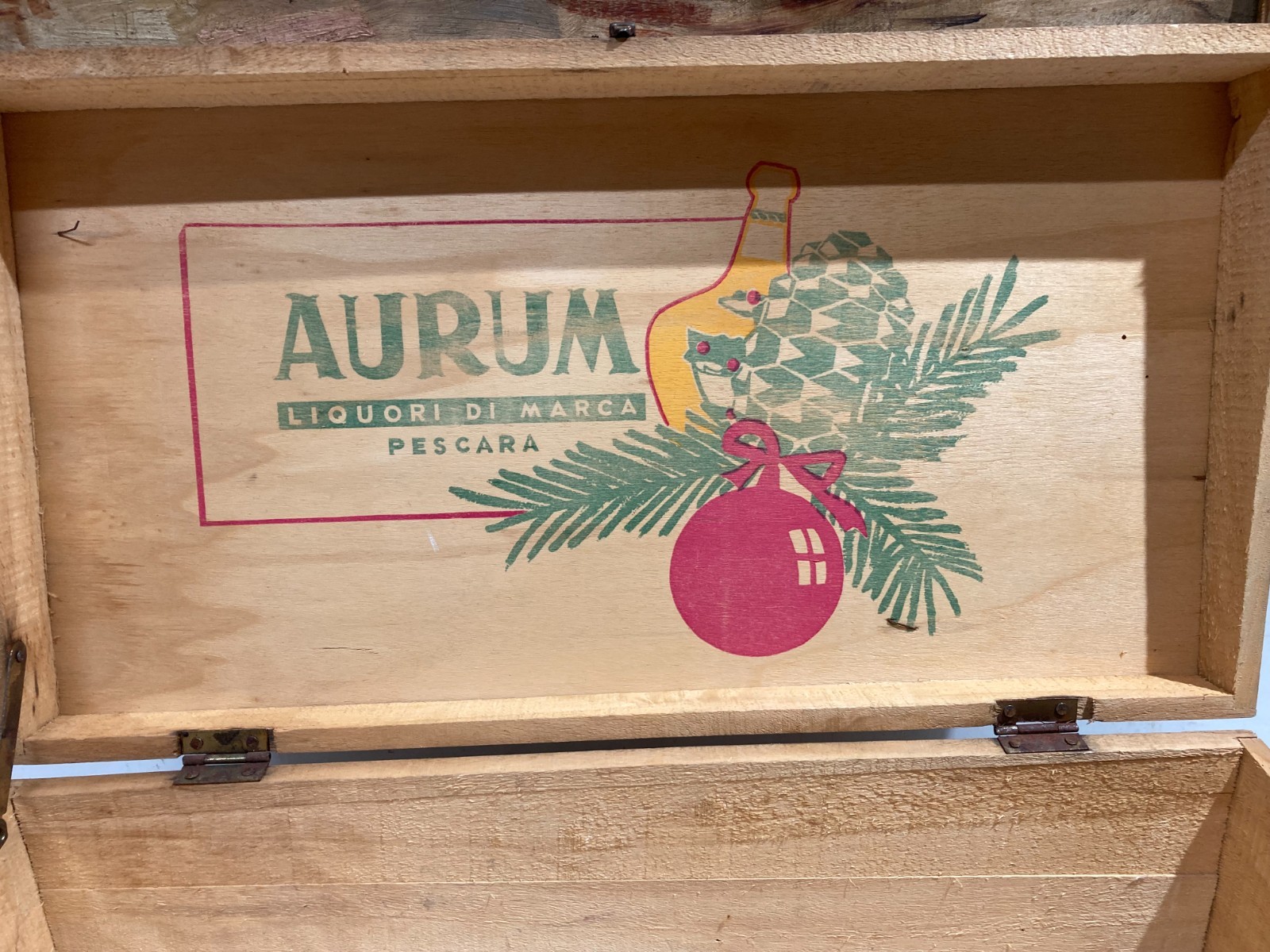 Abruzzo, Pescara   Liquori: Distilleria Aurum, Cassetta Pubblicitaria d'Epoca