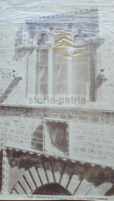 Trani, Convento Di S. Teresa: Porta E Finestra Medievali