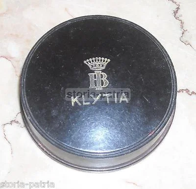 Period Klytia Advertising Case: Fashion, Cosmetics, Face Powder and Heraldry