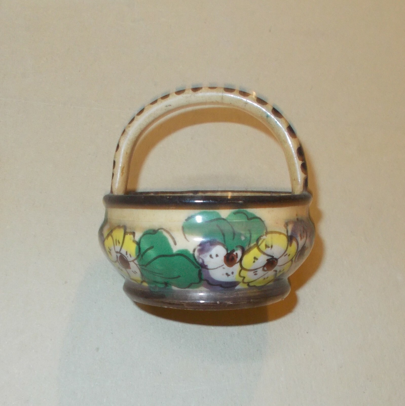 Ceramica d'Epoca Con Decoro Floreale Policromo Siglata AC