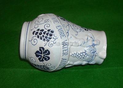 Enologia, Uva, Distillazione, Vino: Piccola Brocca Decorativa Con Decori Artistici