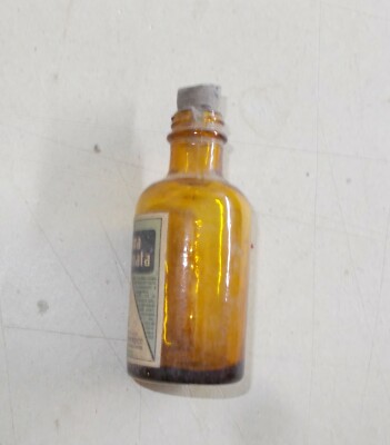 Aziende Chimiche Riunite Angelini Francesco: Bottiglia Farmaceutica d'Epoca