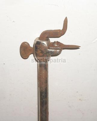 Curioso Attrezzo Da Collezione In Metallo E Legno