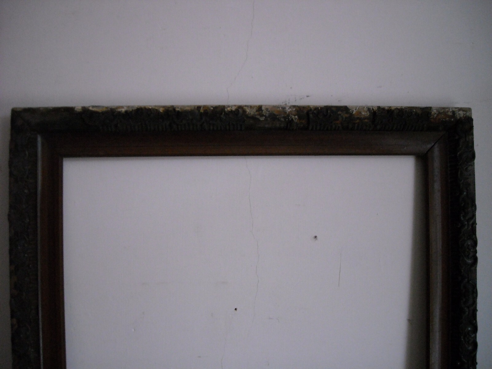 Antica Cornice Liberty In Legno Con Decorazione A Pastiglia