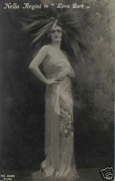 Nella Regini In Luna Park: Teatro, Cinema E Attrici Del Passato. Foto Badodi, Edizioni Traldi.
