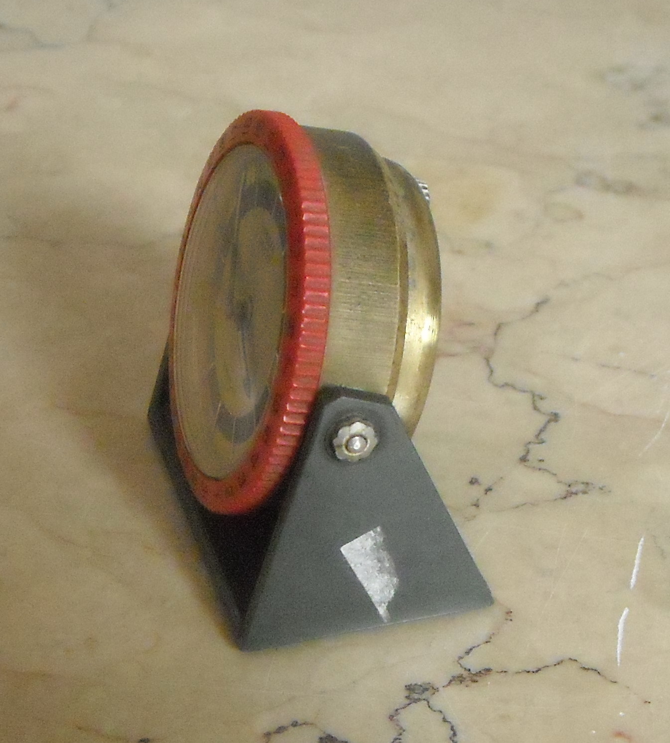 Veglia: Orologio d'Epoca E Soprammobile Da Collezione Appella