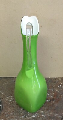 Antico Vetro Da Collezione, Vaso Di Bel Modellato, Opalescente Verde, Caraffa, Novecento