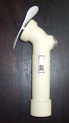 Inusuale Ventilatore Portatile Con Torcia Elettrica d'Epoca Relio