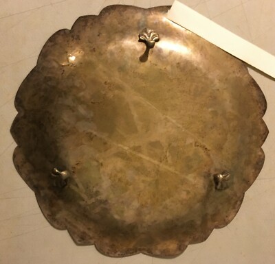 Vassoio Decorativo In Metallo Inciso Con Scena Di Caccia
