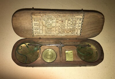 Oreficeria, Numismatica, Farmacia, Antica Bilancia Con Astuccio E Pesi