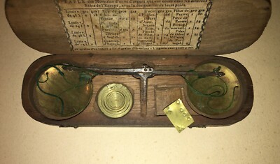 Oreficeria, Numismatica, Farmacia, Antica Bilancia Con Astuccio E Pesi