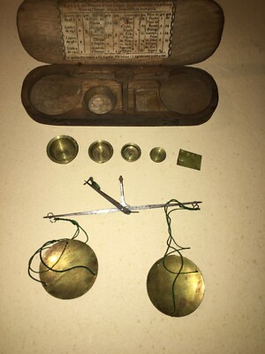 Oreficeria, Numismatica, Farmacia, Antica Bilancia Con Astuccio E Pesi