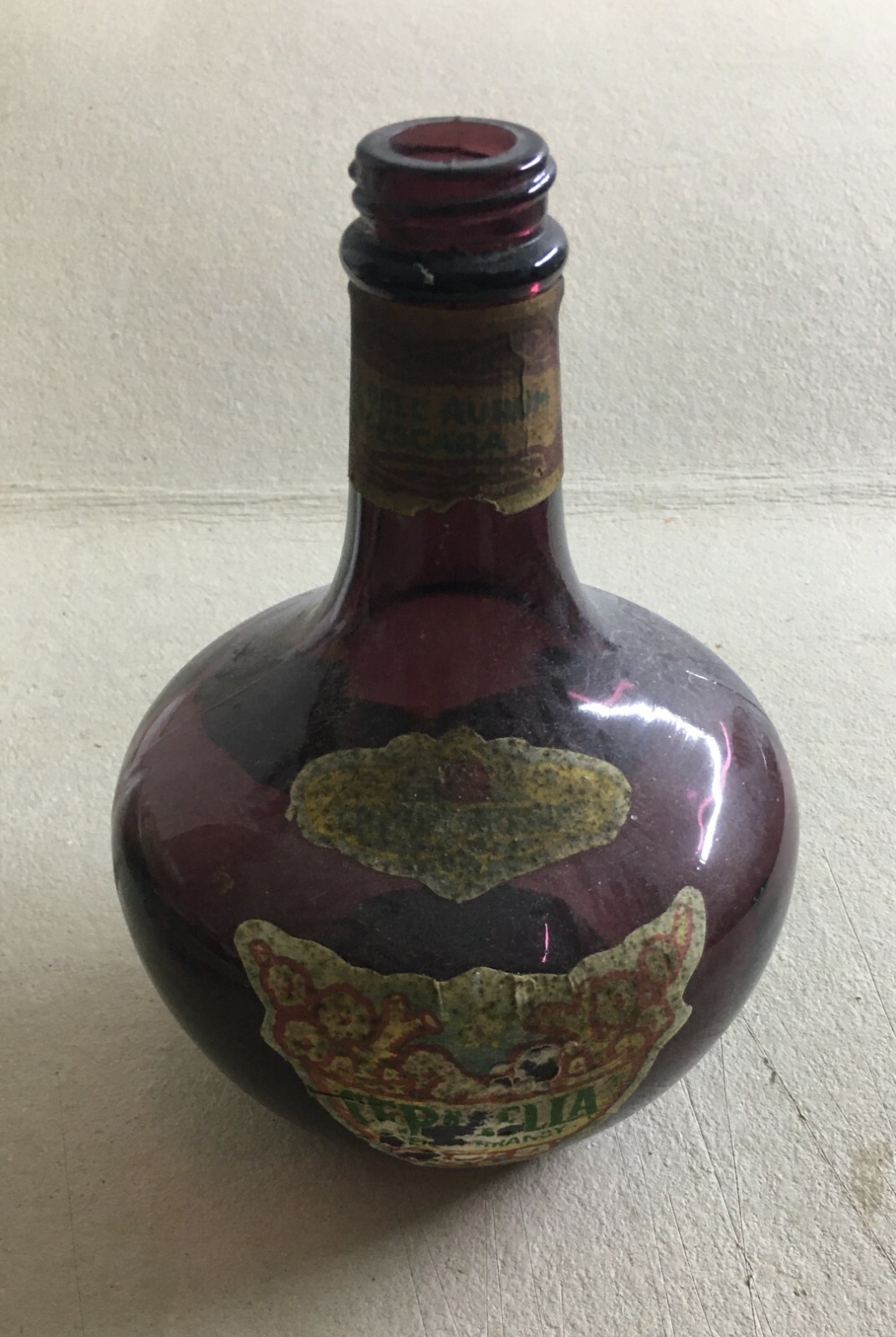 Distilleria Liquori Cerasella Aurum, Pescara: Bottiglia Da Collezione E Pubblicità