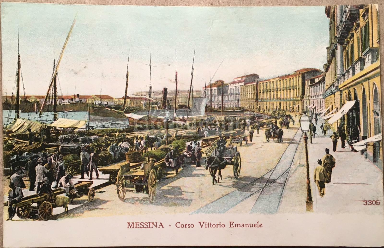 Sicilia, Messina: Animata Veduta Folklorica Con Carretti, Barche E Negozi A Colori