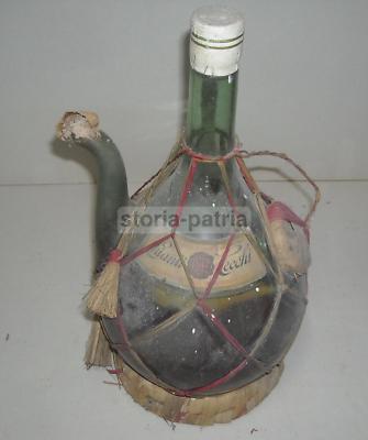 Enologia, Vini d'Epoca: Vino Chianti, Cantine Cecchi, Valchiana Bianco, Poggibonsi