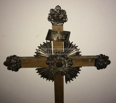 Croce Devozionale In Legno Di Noce E Applicazioni In Argento, Primo '900