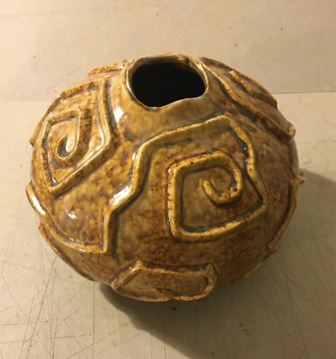 Arte Design, Artistico Vaso In Ceramica Con Inusuale Decorazione In Rilievo