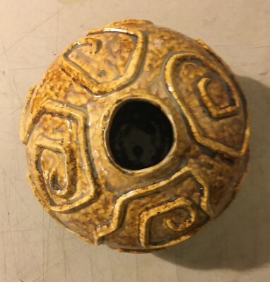 Arte Design, Artistico Vaso In Ceramica Con Inusuale Decorazione In Rilievo