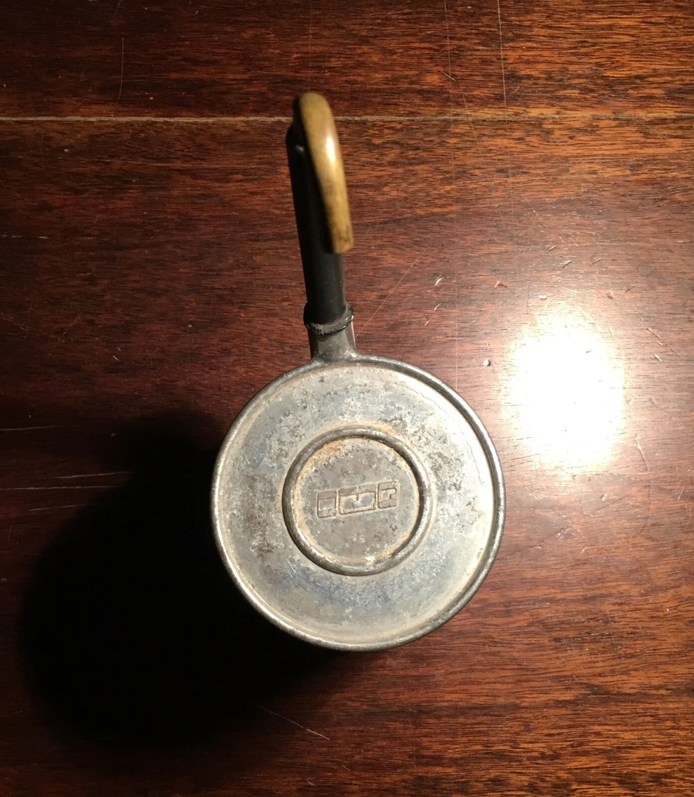 Caffettiera da Collezione da Vetrina: Inusuale Decorativo Soprammobile d'epoca