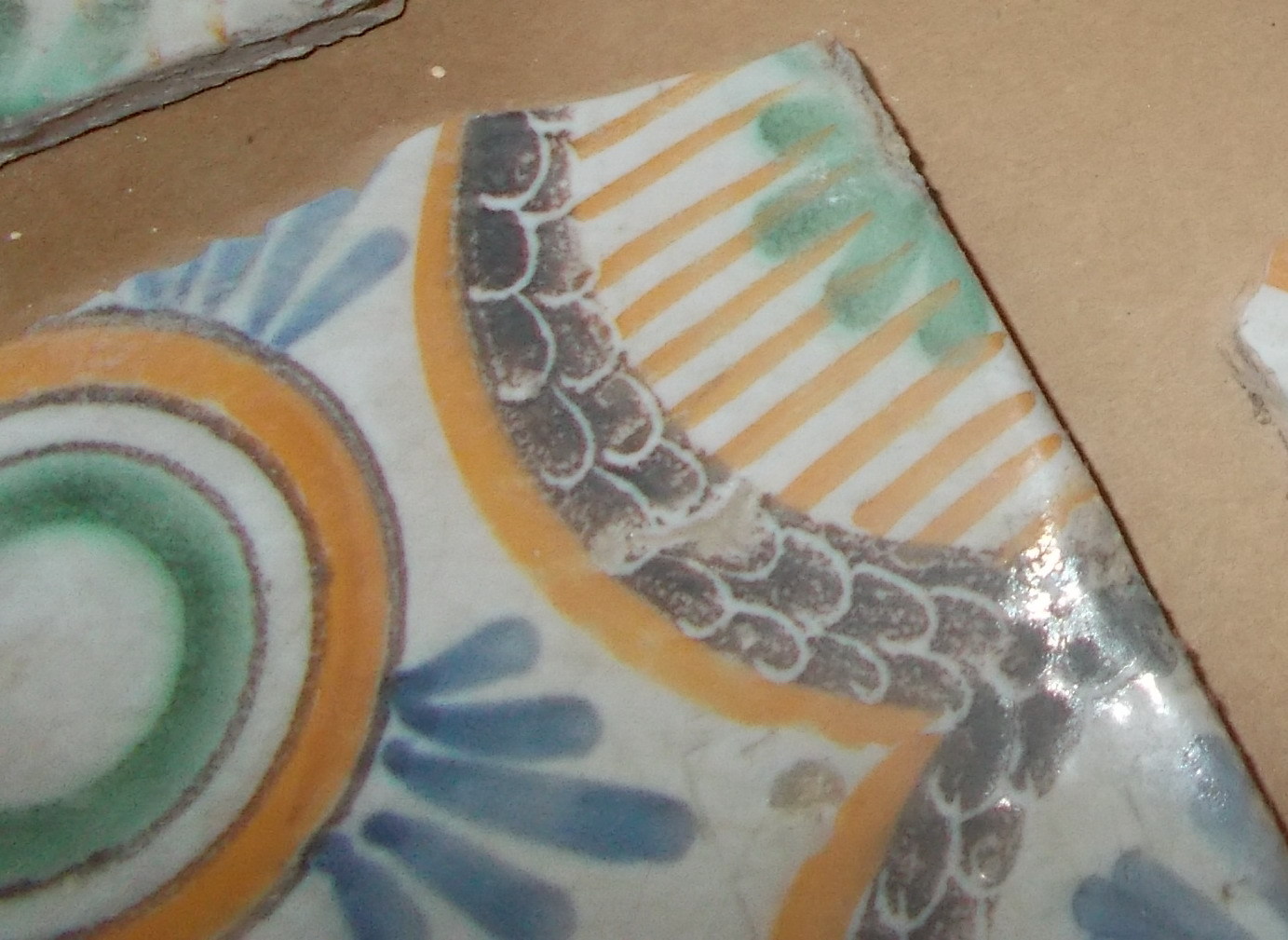 Arte, Artigianato, Ceramiche, Maioliche, Riggiole: Insieme Di Antichi Frammenti Utili