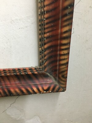Antica Cornice In Legno Con Decorazione Marmorizzata Ad Aerografo