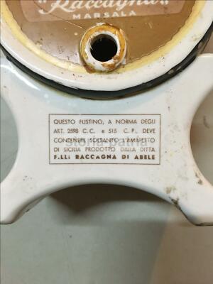 Distilleria Liquori Sicilia Marsala Amaretto: Ceramica Pubblicitaria Inusuale