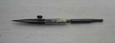 Architettura, Ingegneria E Disegno: Antico Utensile Per Compasso
