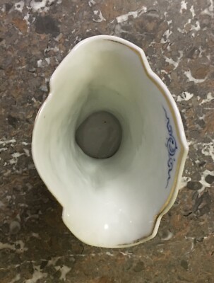 Vaso Portafiori In Porcellana Fiorata E Dorata, Fine XIX Secolo