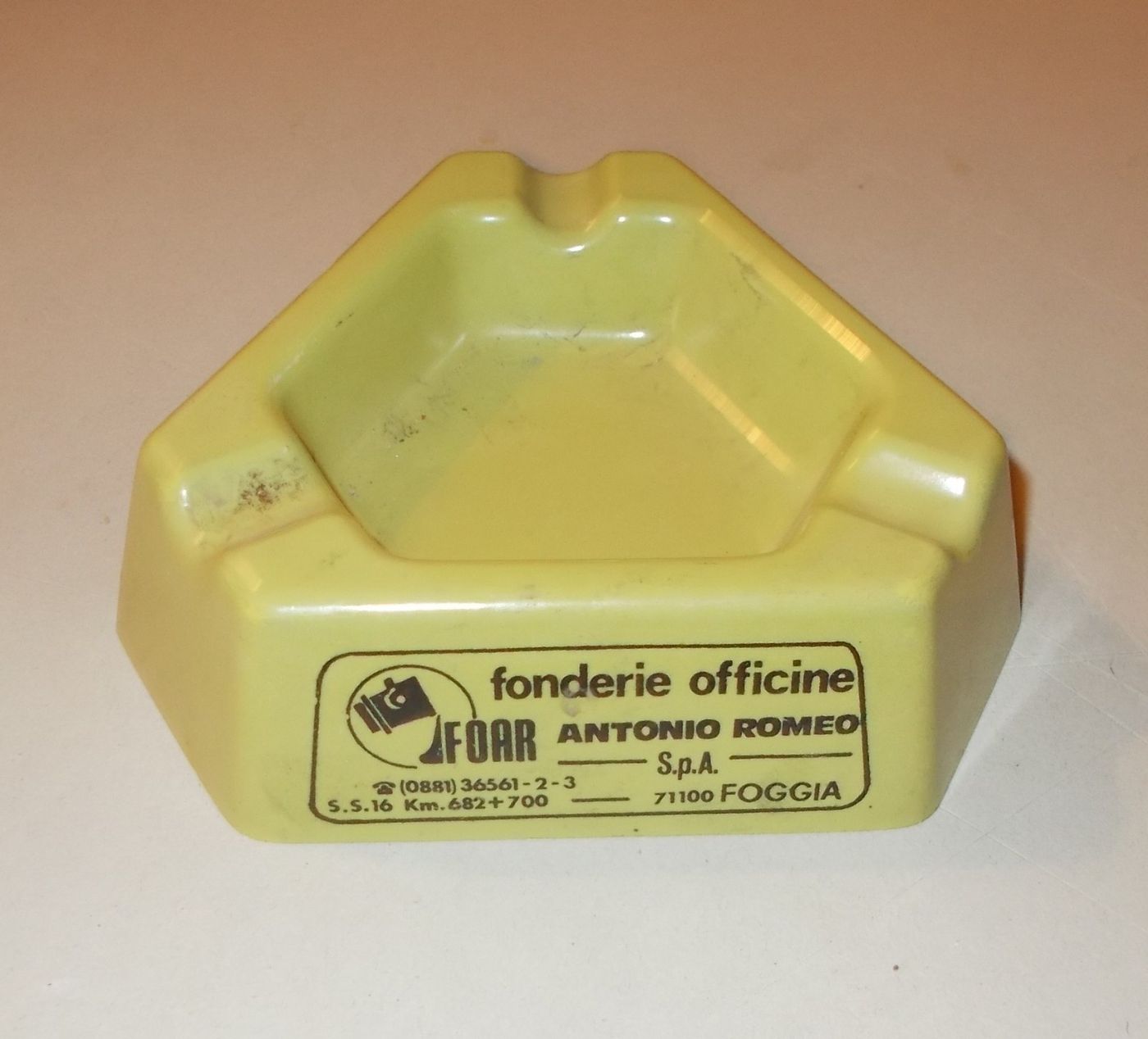 Meccanica   Fonderie Officine Romeo (FOAR), Puglia: Posacenere Da Collezione d'Epoca