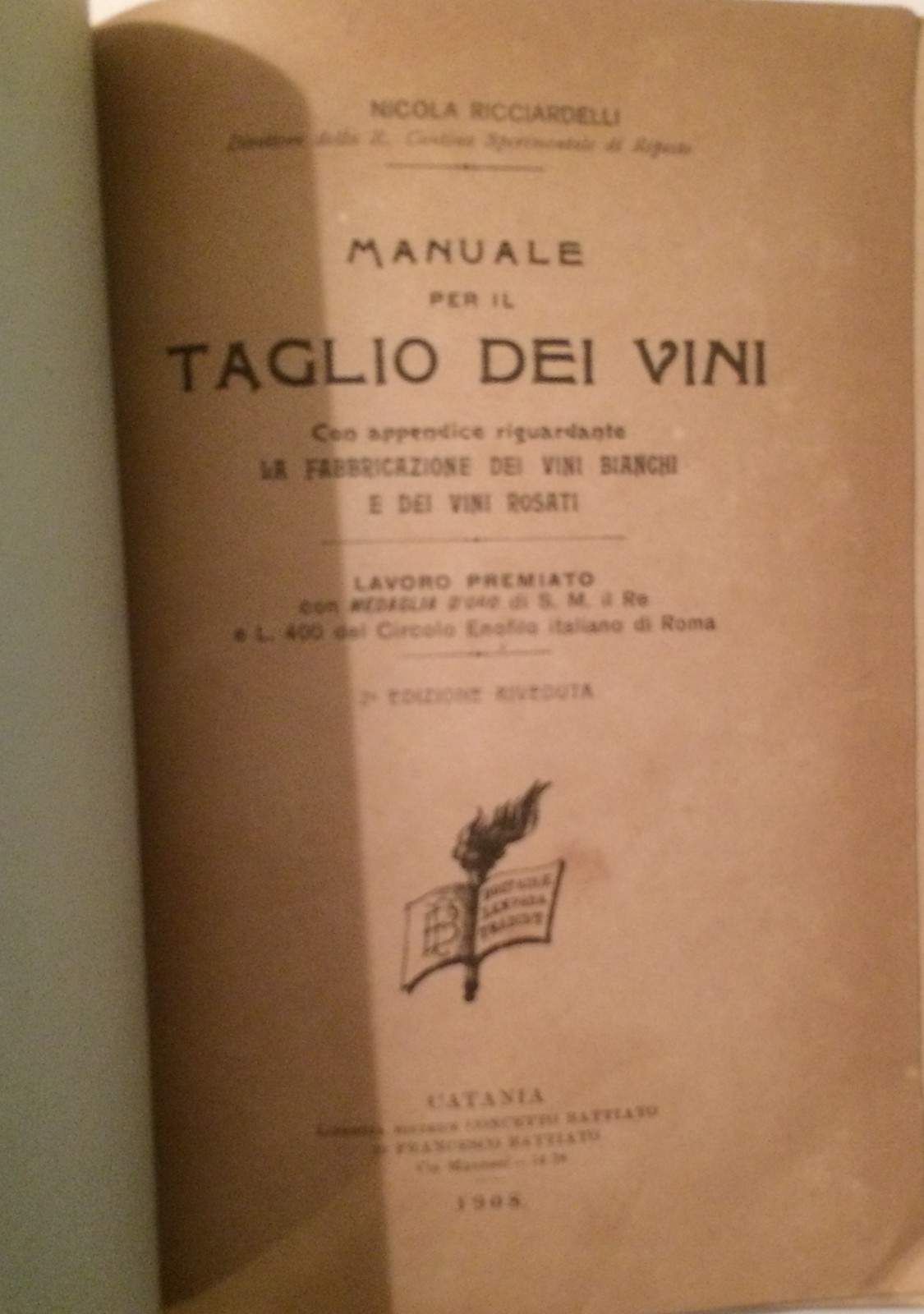 Enologia, Vino E Manuale Per Il Taglio Dei Vini Bianchi E Rosati